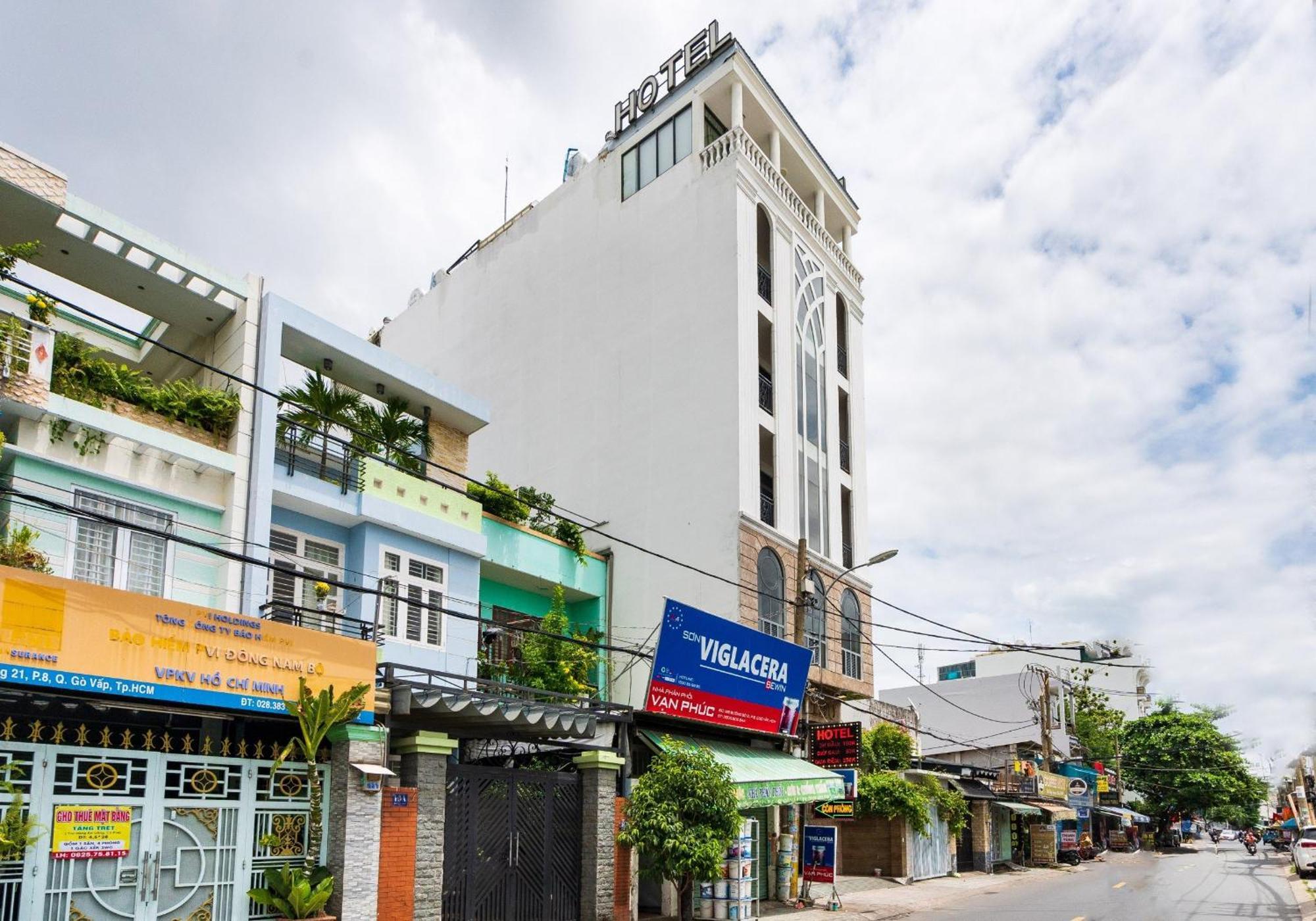 Minh Thu 21